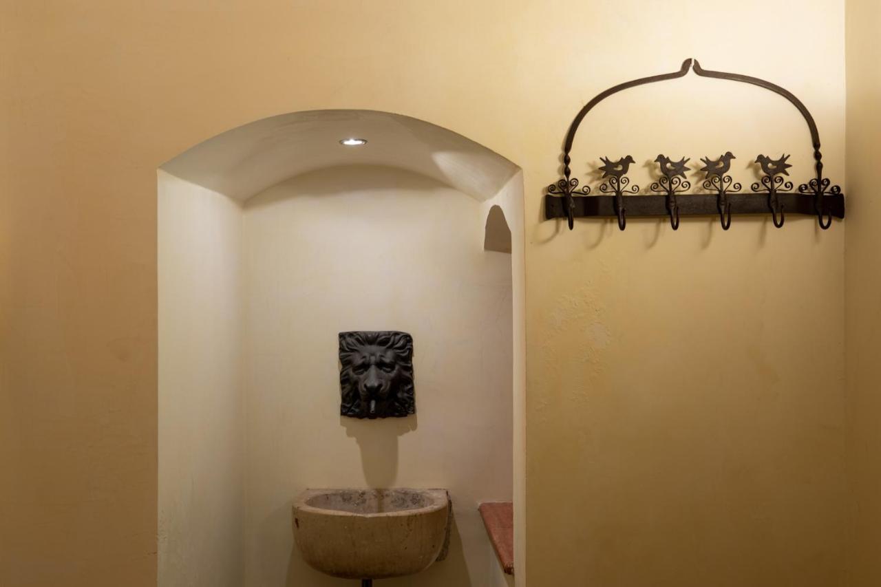 Iflat Elegant And Luxury Apartment Near Pantheon Рим Екстериор снимка